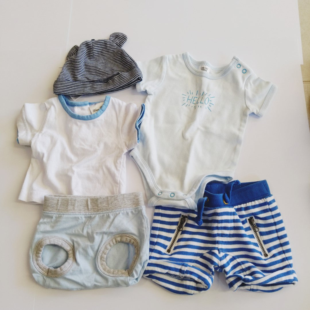 5 piece boys 0-3 month bundle - shirt bodysuit shorts bloomers beanie - size 000