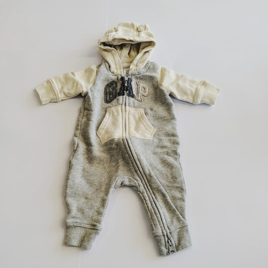 Baby gap grey and cream thick warm onesie - size 000