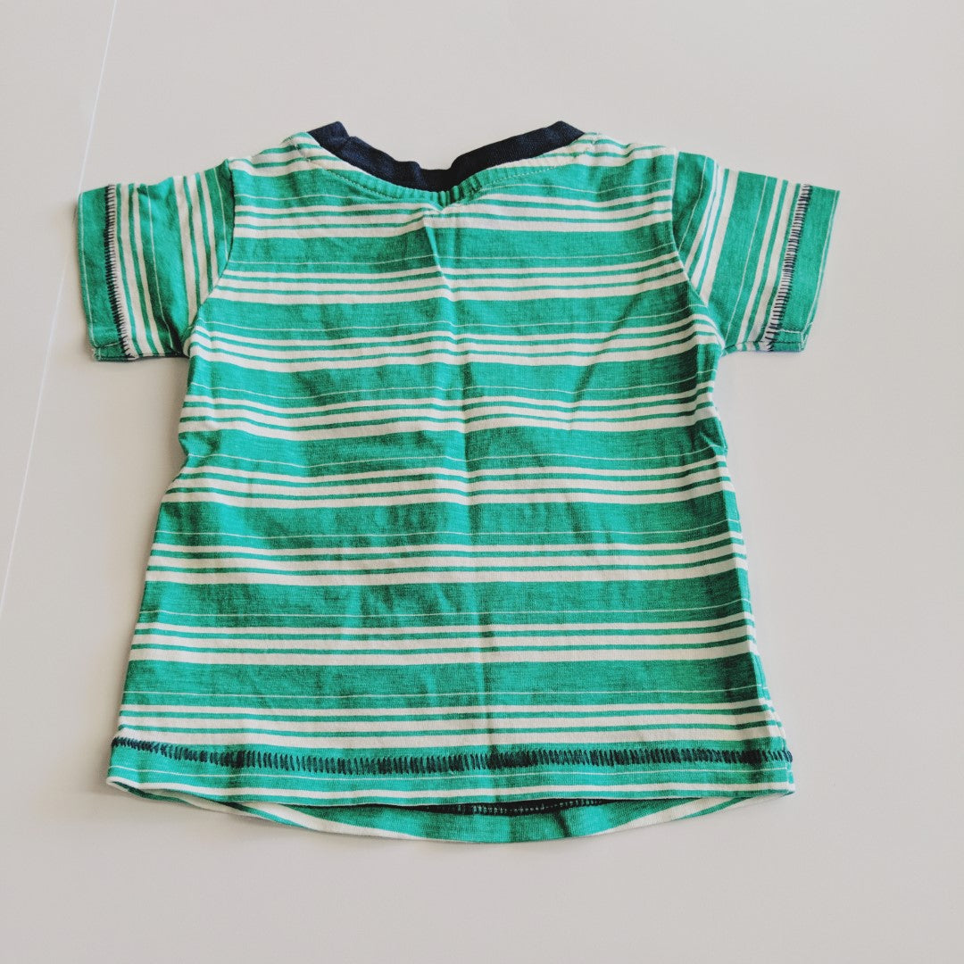 Green giraffe stripey T-shirt - size 000