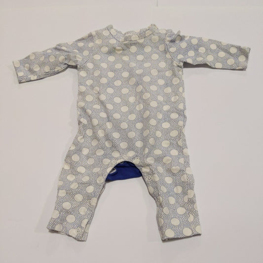 Spotty white and blue onesie with bear bottom - size 000