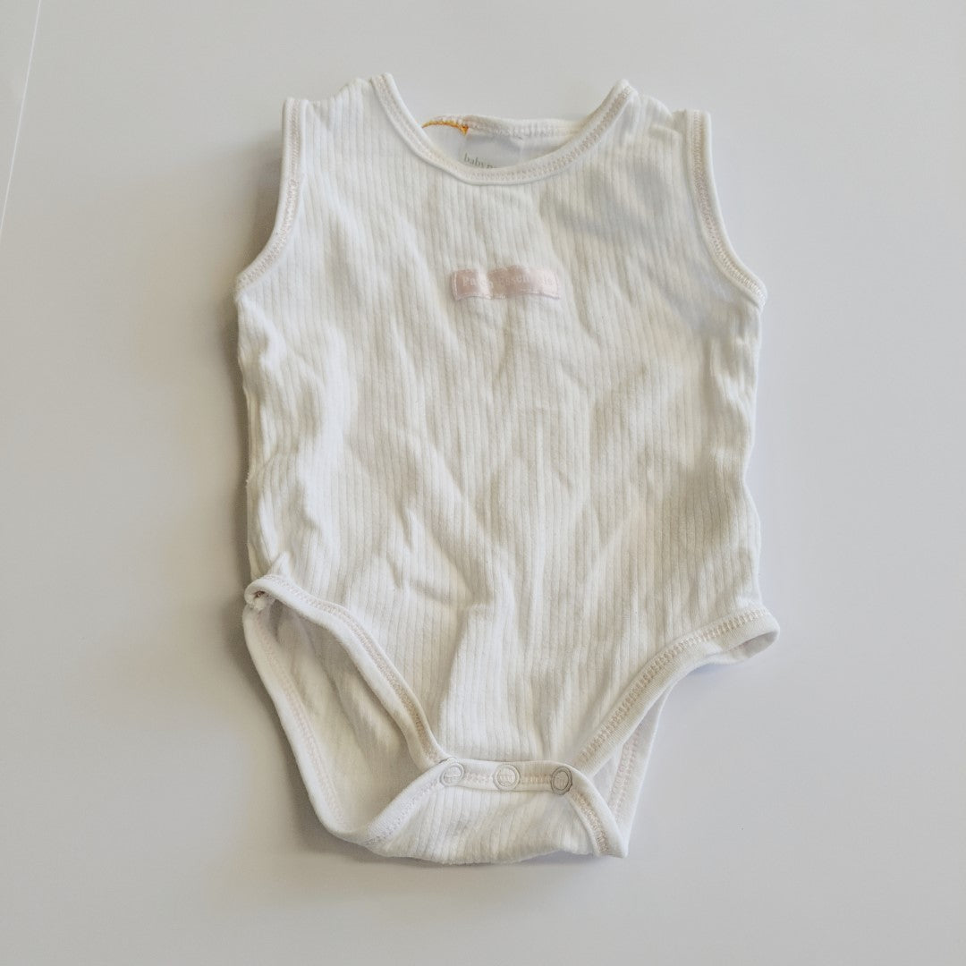 White and pale pink ribbed bodysuit - size 000