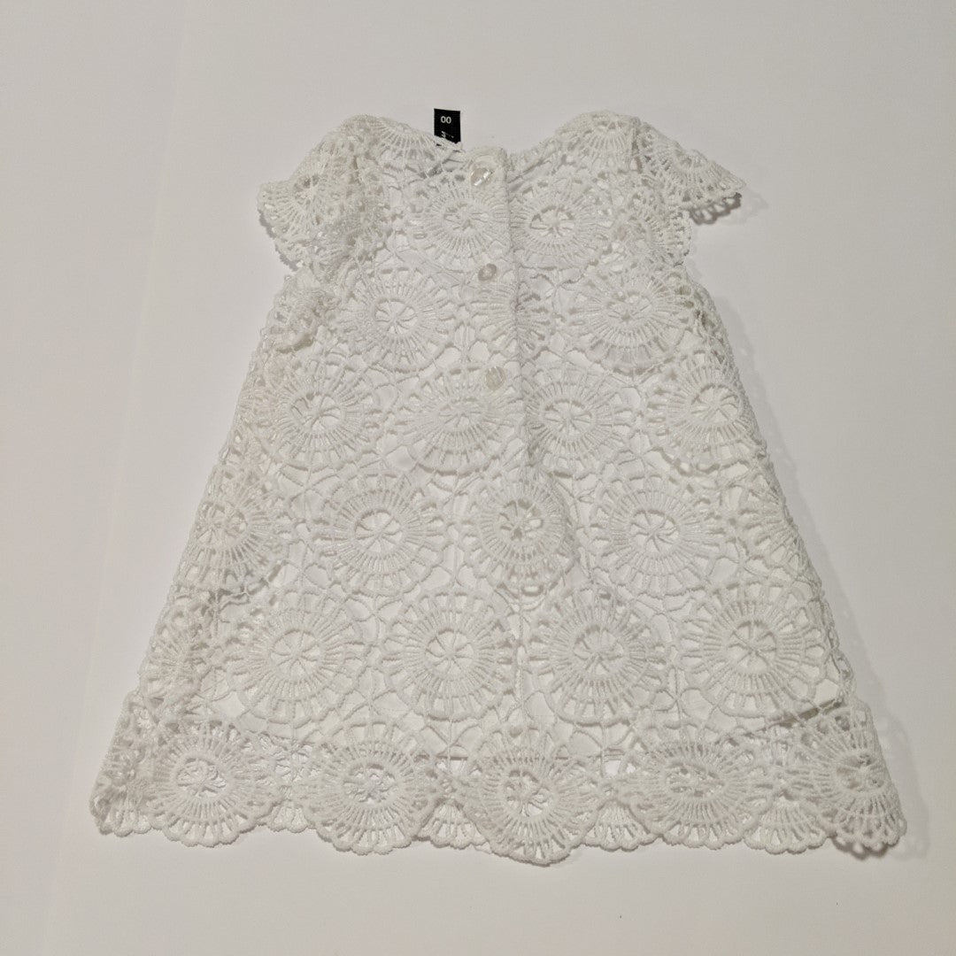 Lacy white dress - size 00