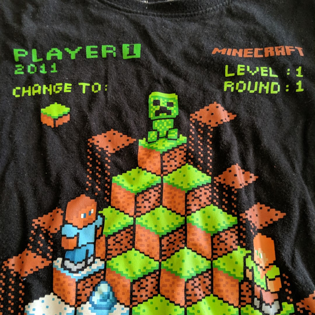 Minecraft T-shirt - size 8