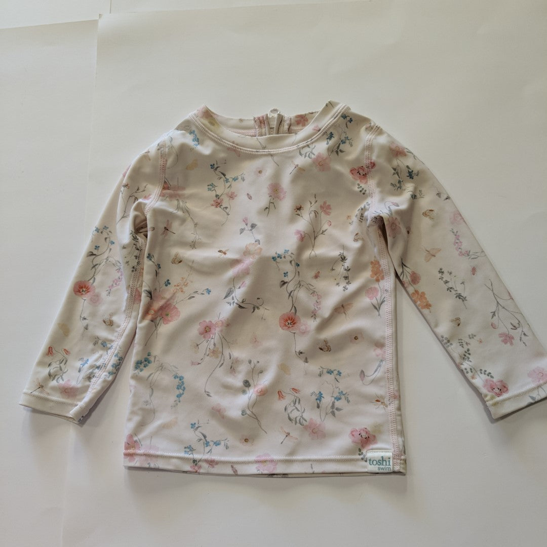 Pastel pink flowers and bees rash shirt - size 1