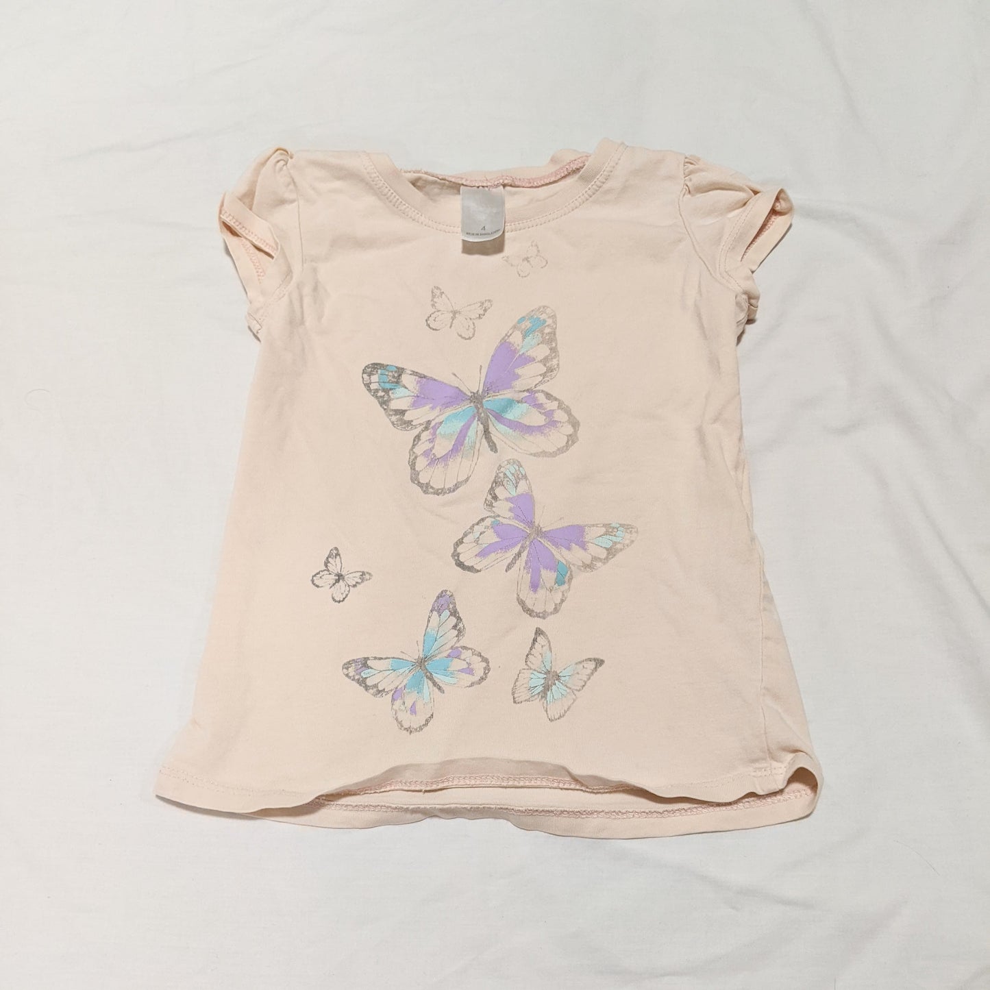 Peach butterfly shirt - size 4