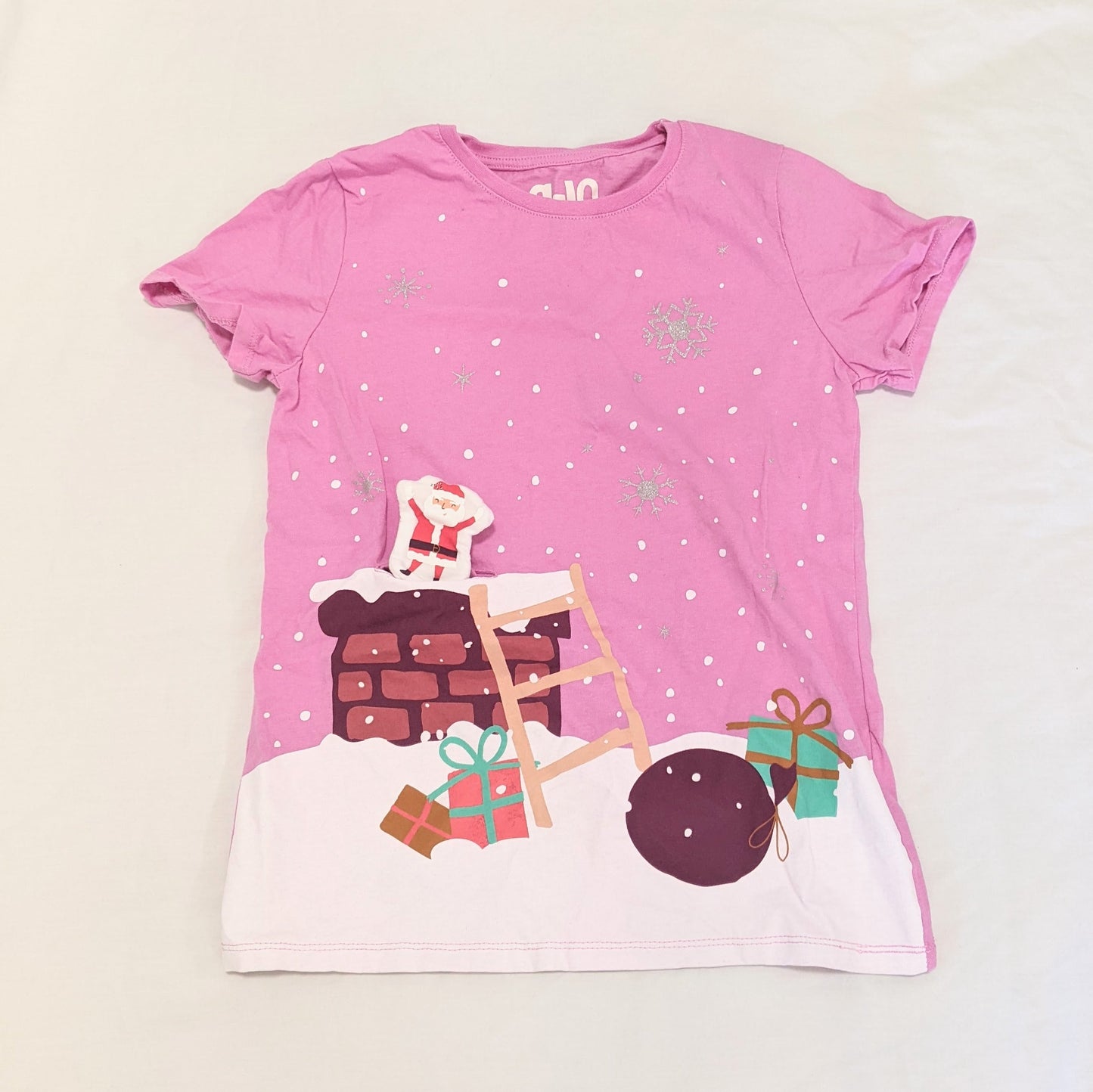 Pink Christmas T-shirt - size 9