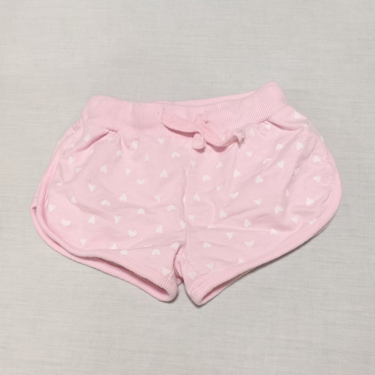 Pink & white heart shorts - size 000