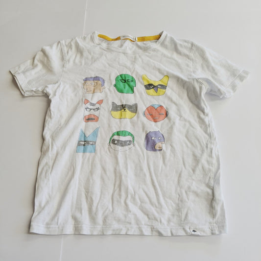 Superhero shirt - size 8