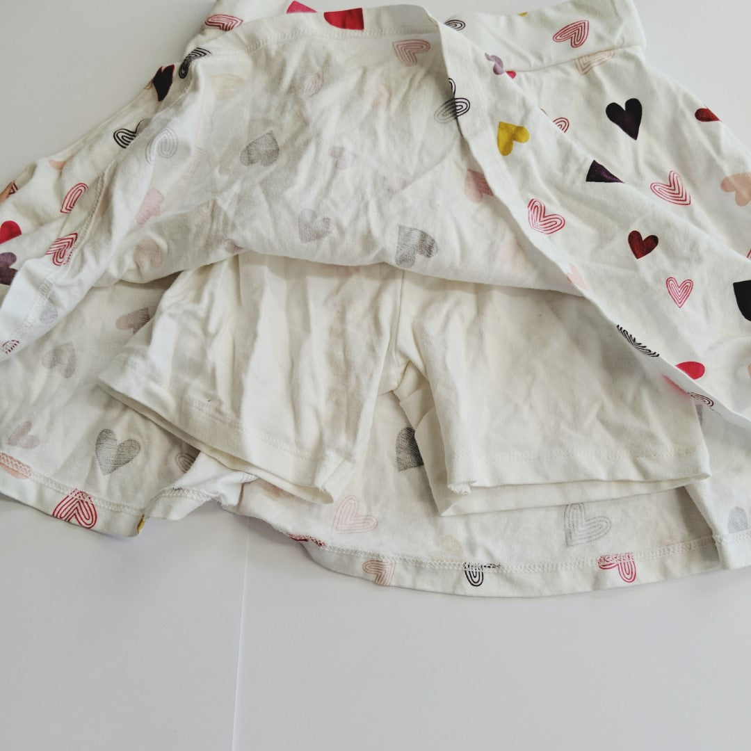 White heart skirt with undershorts - size 8