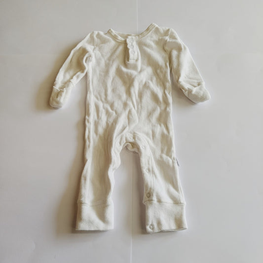 White textured cotton onesie - size 00